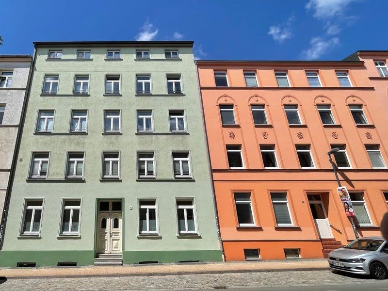 Geräumige 3-Zimmer-Wohnung mit Vollbad in der Paulsstadt zu mieten!